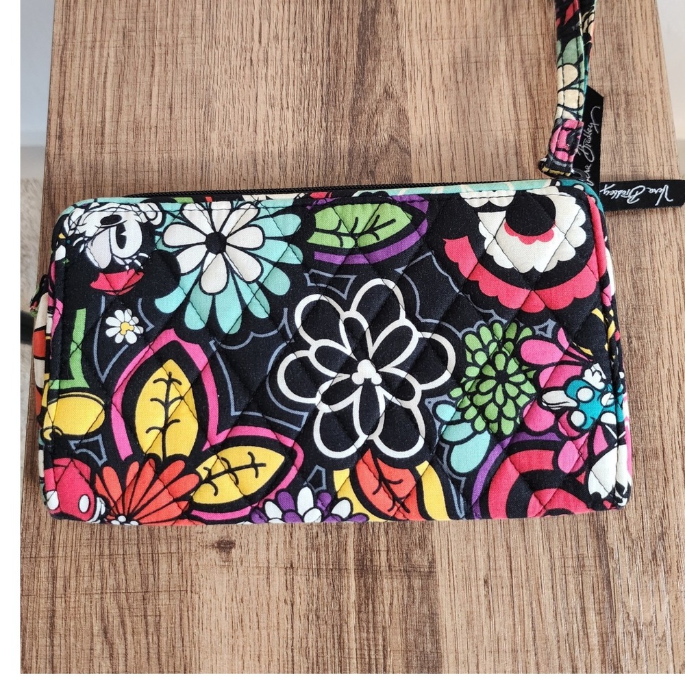 Vera Bradley Disney Parks Wristlet Wallet Clutch Mickey Mouse Floral Black